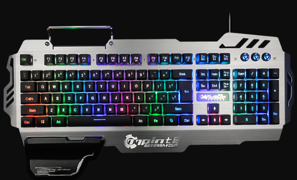 Gaming keyboard / eating chicken artifact