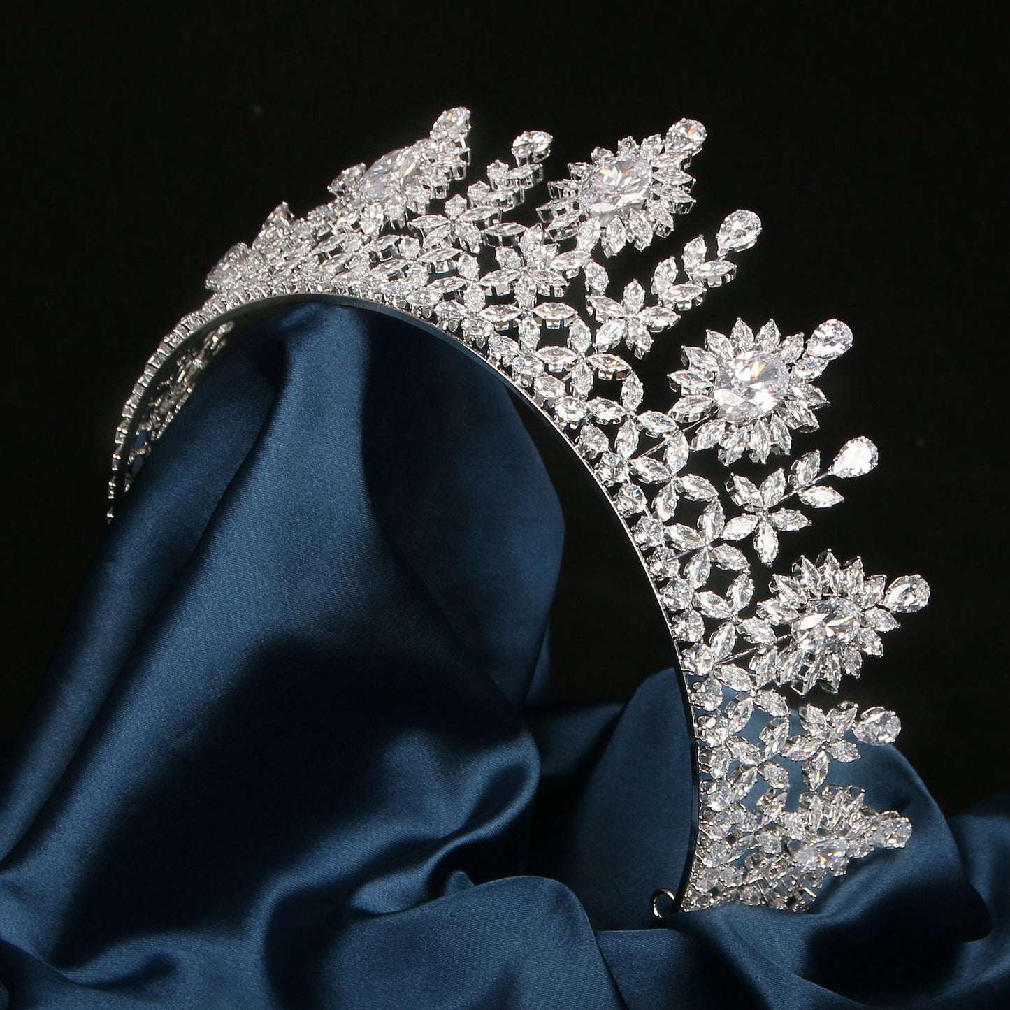 Queen Crown Princess Tiara Women's Personalized Fashion Headwear