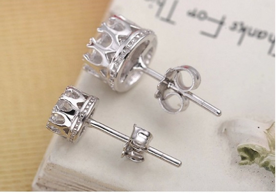 .925 Sterling Silver Earrings Crown Hypoallergenic Unisex Stud Earrings Exquisite Women’s Men’s Jewelry Fashion Jewelry for Women Men Girls Boys S935