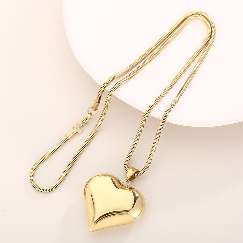 Gold Silver Hollow Heart-Shaped Necklace Valentine's Day Gift Chain Ins Versatile Personalized Love Necklace Jewelry
