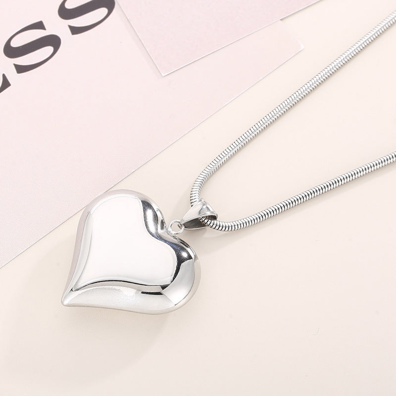 Gold Silver Hollow Heart-Shaped Necklace Valentine's Day Gift Chain Ins Versatile Personalized Love Necklace Jewelry