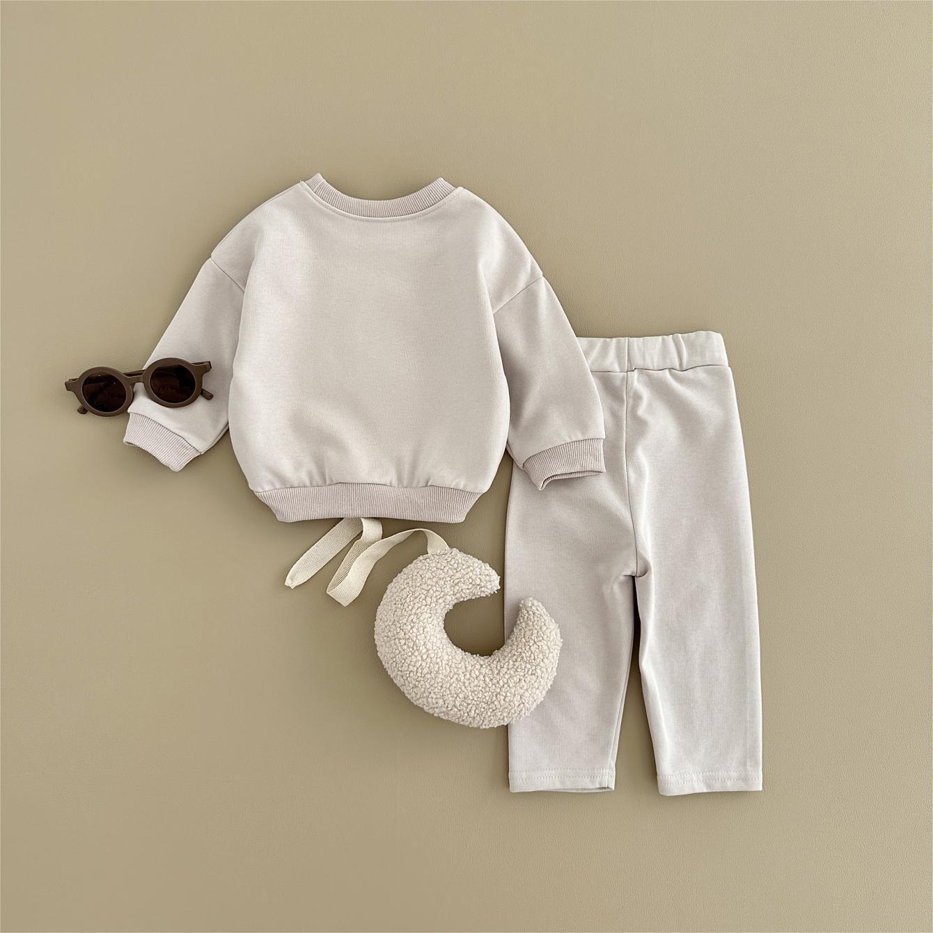 Two-piece Suit Boys And Girls Long Sleeve Trousers Suit Sportswear Autumn And Winter